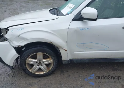 2010 Subaru Forester 2.5X Limited z USA, uszkodzony, nr VIN JF2SH6DC6AH804221